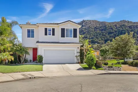 3807 Lake Park St, Fallbrook, CA 92028