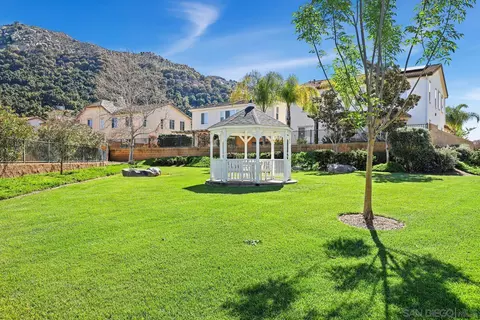 View/Area - 3807 Lake Park St, Fallbrook, CA 92028 photo 1 of 1