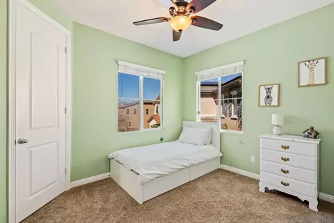 Bedroom - 3807 Lake Park St, Fallbrook, CA 92028 photo 4 of 5