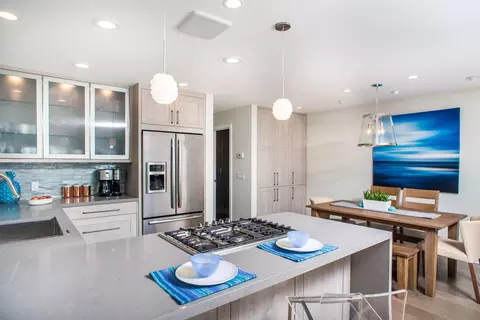 Kitchen - 127 W Jason St, Encinitas, CA 92024 photo 2 of 5
