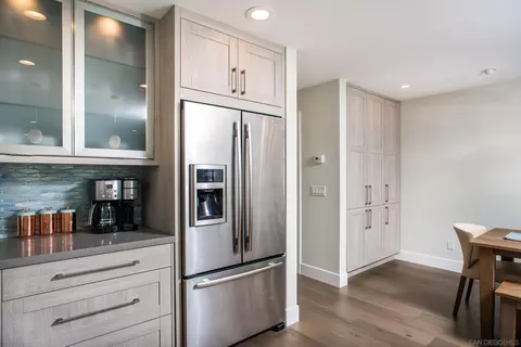 Kitchen - 127 W Jason St, Encinitas, CA 92024 photo 5 of 5