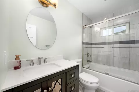 Bath - 3232 Monterey Crst, Jamul, CA 91935 photo 1 of 4