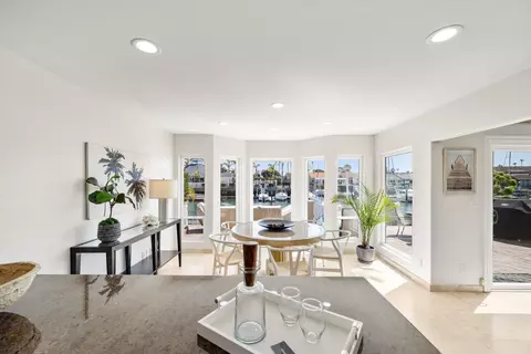 Dining - 36 Green Turtle Rd, Coronado, CA 92118 photo 1 of 3