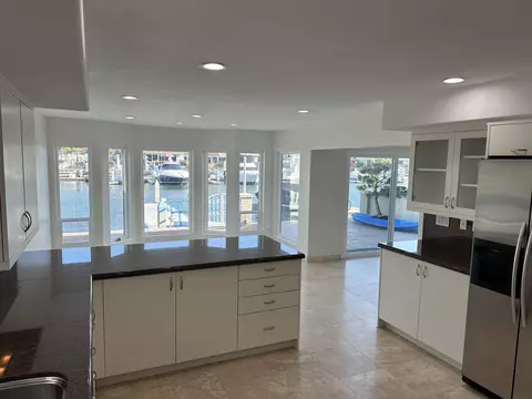 Kitchen - 36 Green Turtle Rd, Coronado, CA 92118 photo 1 of 5
