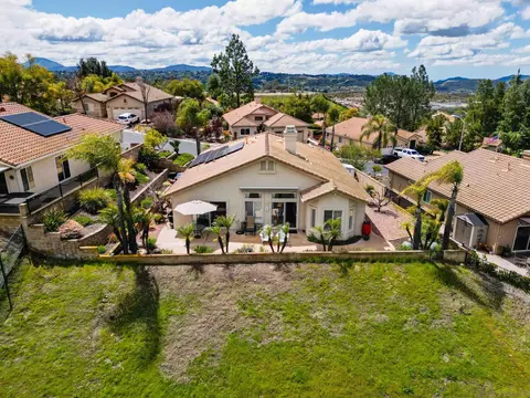 View/Area - 2264 Larkspur Dr, Alpine, CA 91901 photo 4 of 10