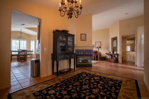 Living - 2264 Larkspur Dr, Alpine, CA 91901 photo 6 of 6