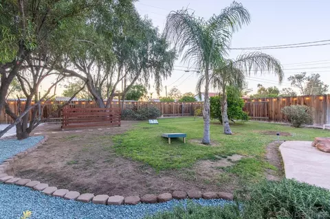 Exterior - 398 S Santa Rosa Ave, El Centro, CA 92243 photo 11 of 17