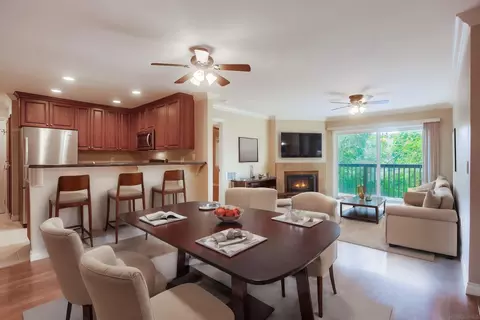 3513 Caminito Sierra #302, Carlsbad, CA 92009