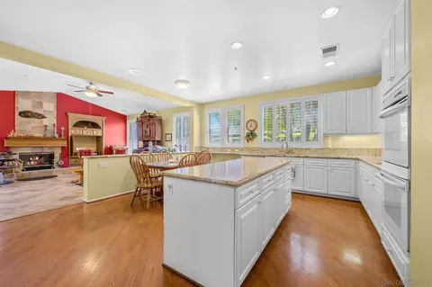 Kitchen - 23630 Isla Del Rey, Ramona, CA 92065 photo 1 of 3