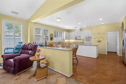 Living - 23630 Isla Del Rey, Ramona, CA 92065 photo 7 of 7