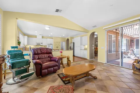 Living - 23630 Isla Del Rey, Ramona, CA 92065 photo 6 of 7