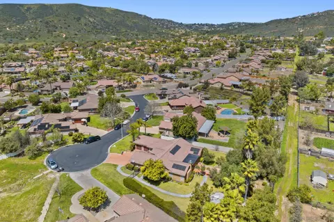 View/Area - 23630 Isla Del Rey, Ramona, CA 92065 photo 4 of 7