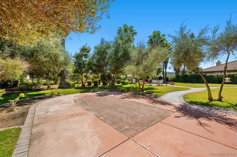 Exterior - 23630 Isla Del Rey, Ramona, CA 92065 photo 12 of 15