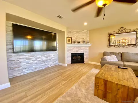 Living - 2593 Fresh Waters Ct, Spring Valley, CA 91978 photo 3 of 3
