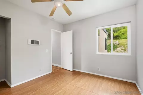 Bedroom - 2138 Oceanside Blvd, Oceanside, CA 92054 photo 1 of 2