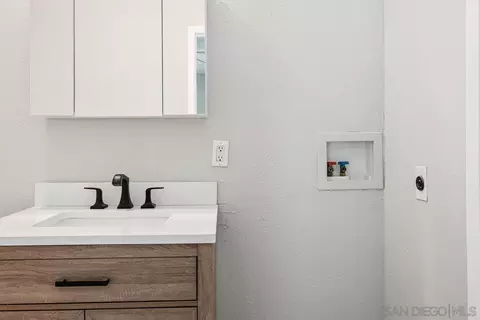 Bath - 2138 Oceanside Blvd, Oceanside, CA 92054 photo 4 of 4