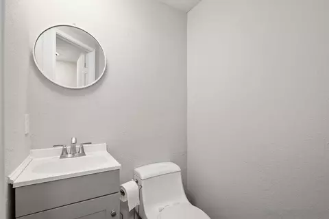 Bath - 2138 Oceanside Blvd, Oceanside, CA 92054 photo 1 of 4
