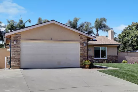 Exterior - 2518 Fieldcrest Pl, Escondido, CA 92027 photo 7 of 14