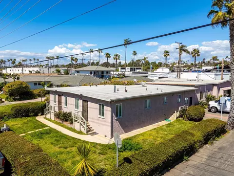 924 S Tremont St, Oceanside, CA 92054