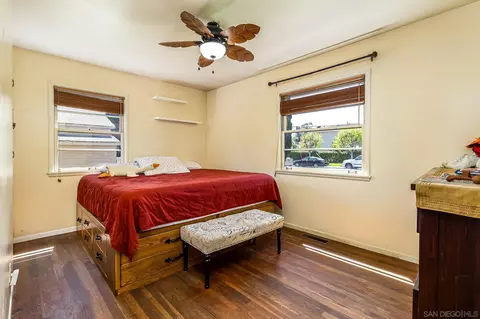 Bedroom - 835 Graves Ave, El Cajon, CA 92021 photo 2 of 4