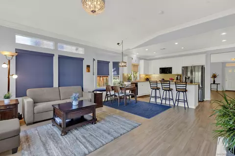 Living - 2346 Fallbrook Pl, Escondido, CA 92027 photo 5 of 7