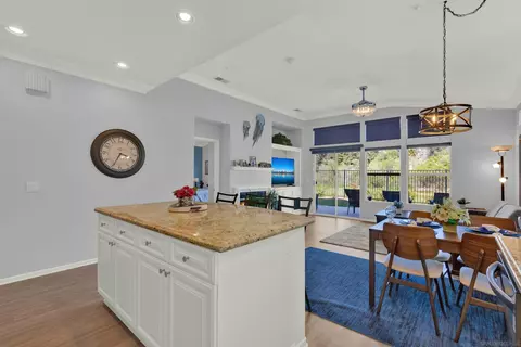 Kitchen - 2346 Fallbrook Pl, Escondido, CA 92027 photo 5 of 5
