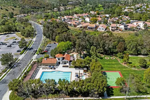 View/Area - 2346 Fallbrook Pl, Escondido, CA 92027 photo 6 of 6
