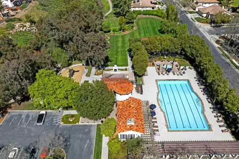 Exterior - 2346 Fallbrook Pl, Escondido, CA 92027 photo 1 of 4