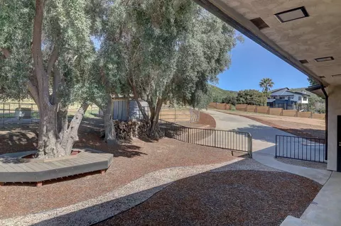 Exterior - 5621 Dehesa Rd, El Cajon, CA 92019 photo 2 of 9