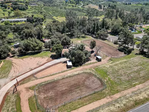 View/Area - 5621 Dehesa Rd, El Cajon, CA 92019 photo 7 of 7