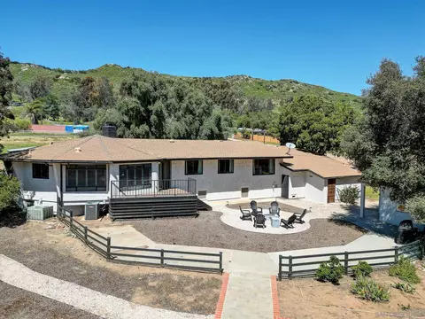 Exterior - 5621 Dehesa Rd, El Cajon, CA 92019 photo 8 of 9