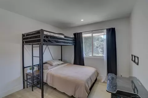 Bedroom - 5621 Dehesa Rd, El Cajon, CA 92019 photo 2 of 5