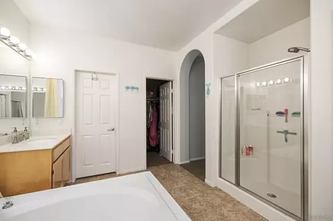 Bath - 16378 Open View Rd, Ramona, CA 92065 photo 2 of 3