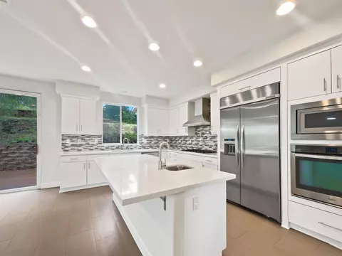 Kitchen - 399 Amparo Dr, Escondido, CA 92025 photo 2 of 2