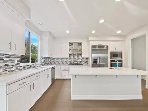 Kitchen - 399 Amparo Dr, Escondido, CA 92025 photo 1 of 2