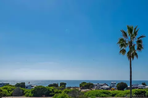 View/Area - 6891 Tradewinds Dr, Carlsbad, CA 92011 photo 3 of 10