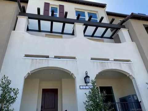 2205 N Ava Gln #103, Escondido, CA 92025
