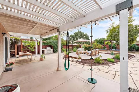 Exterior - 111 Wintercreek Pl, Santee, CA 92071 photo 13 of 20