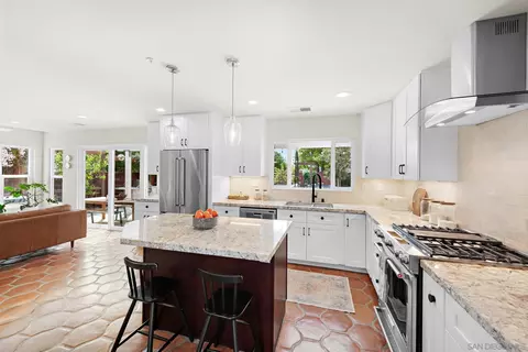 Kitchen - 111 Wintercreek Pl, Santee, CA 92071 photo 3 of 5