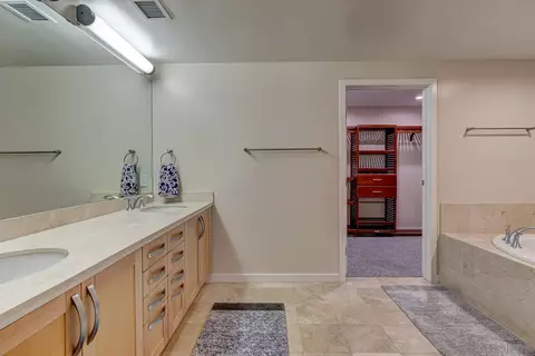 Bath - 5440 La Jolla Blvd #E208, La Jolla, CA 92037 photo 1 of 4