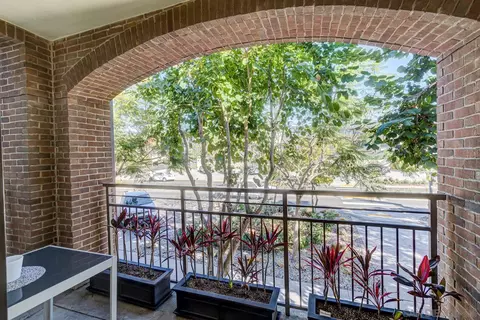 Exterior - 5440 La Jolla Blvd #E208, La Jolla, CA 92037 photo 3 of 11