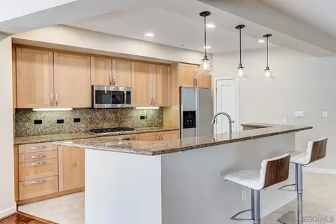 Kitchen - 5440 La Jolla Blvd #E208, La Jolla, CA 92037 photo 1 of 4