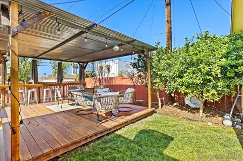 Exterior - 806 West St, Oceanside, CA 92054 photo 4 of 7
