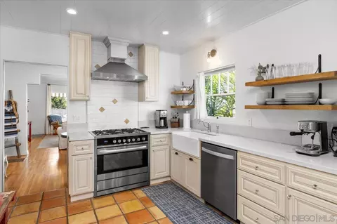 Kitchen - 806 West St, Oceanside, CA 92054 photo 1 of 4