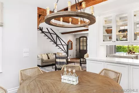 Dining - 336 Nautilus St, La Jolla, CA 92037 photo 1 of 1