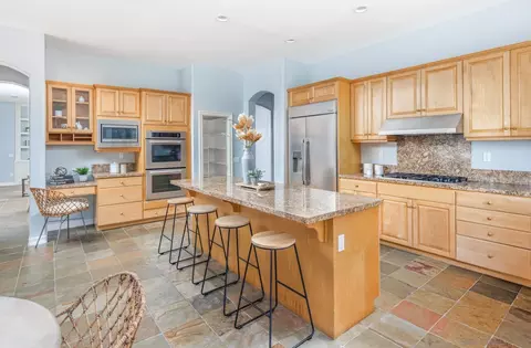 Kitchen - 12143 Travertine Ct, Poway, CA 92064 photo 4 of 4