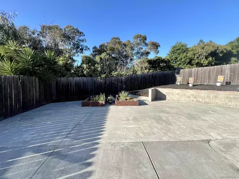 Exterior - 120 Tanglewood Ct, Vallejo, CA 94589 photo 11 of 12