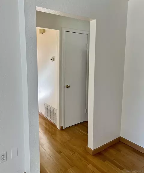 Entry Way - 120 Tanglewood Ct, Vallejo, CA 94589 photo 3 of 3