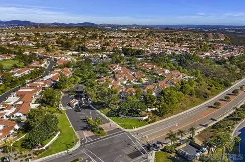 View/Area - 4101 Pindar Way, Oceanside, CA 92056 photo 2 of 7