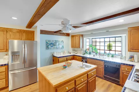 Kitchen - 3675 Northcliff Dr, Fallbrook, CA 92028 photo 6 of 6